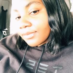 Meet your Posher, Chelsie